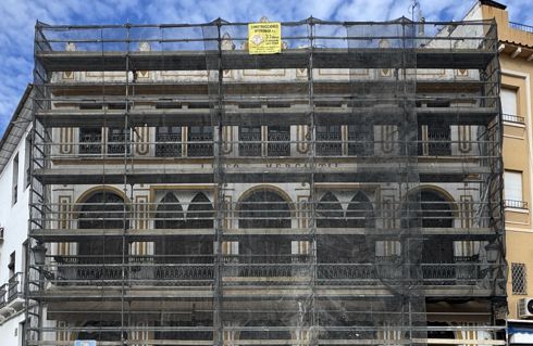 Comienzan las obras de restauración de la fachada del Casino Pontanés